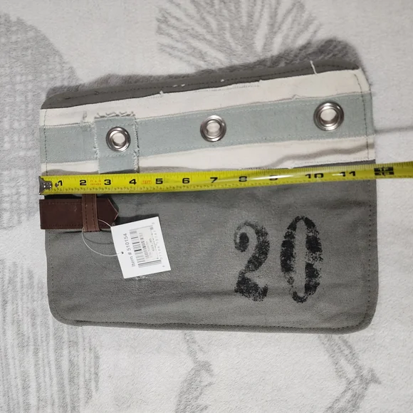Canvas iPad or Tablet Pouch Sleeve - Picture 6 of 6